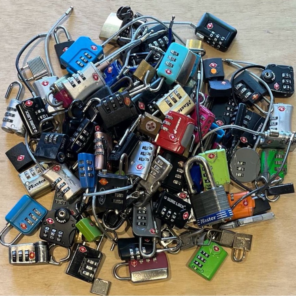 Used Luggage Locks 20 lbs
